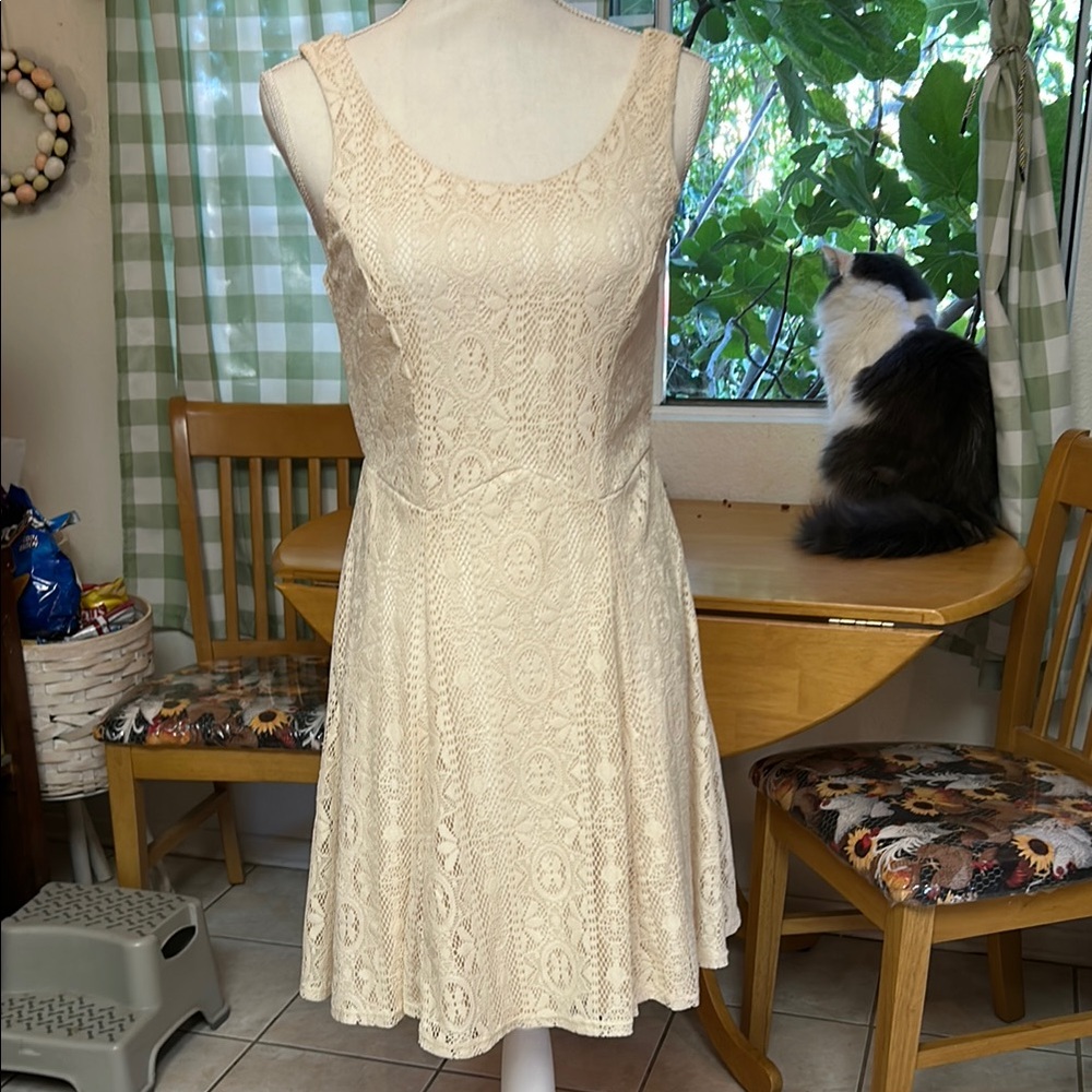 Maurices Women’s Tank Crochet Style Pullover Lined Dress Cream Small EUC